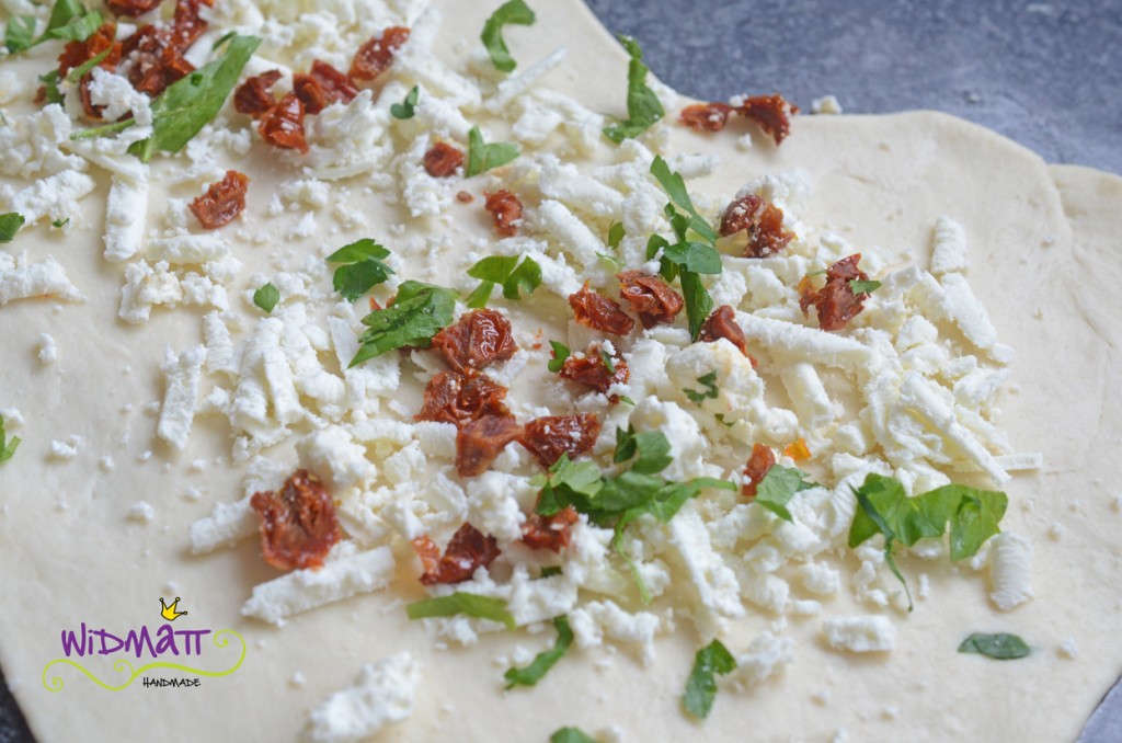 Zopf mit getrockneten Tomaten und Feta • widmatt